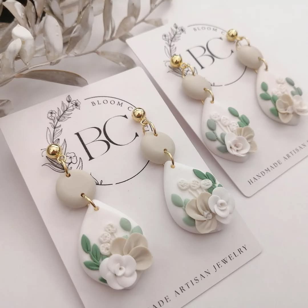 Bloom Oorbelle Blom Wit/Beige